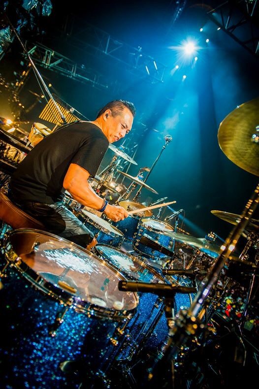 矢野 一成 Pe Twitter いよいよ本日 矢野一成ドラムワークショップin神戸 予測では8 9割トークです 笑 ドラマー以外の方にもお勧め ふるってご参加下さい 矢野一成オフィシャルウェブサイト T Co Nmmwyvxrai T Co Xlb0dncrnv Twitter