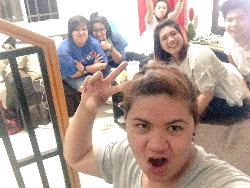 xtinadima's tweet photo. #TeamTrustIssues https://t.co/6lbtVPNUrG