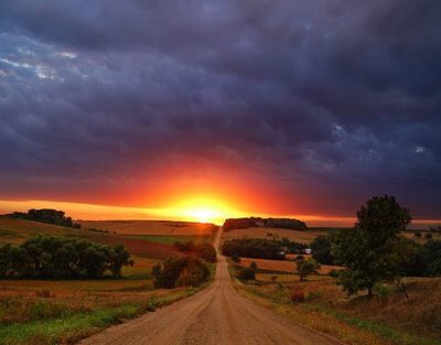 Mar_FloresFans's tweet photo. "Nadie se cruza en tu camino por casualidad y tú no entras en la vida de nadie sin ninguna razón." Buenos días! https://t.co/r6byGDNHtJ