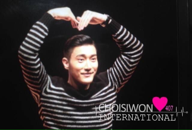 #siwon #최시원 【나만의 추억】151104 서울 #그녀는 예뻤다 팬미팅 여러분하고 하트사진