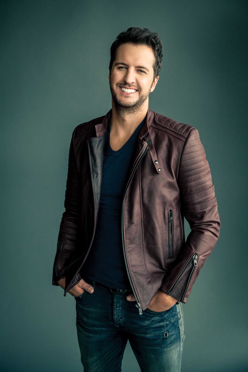 Reigning Entertainer of the Year @LukeBryanOnline takes home the big award of the night AGAIN! #CMAawards