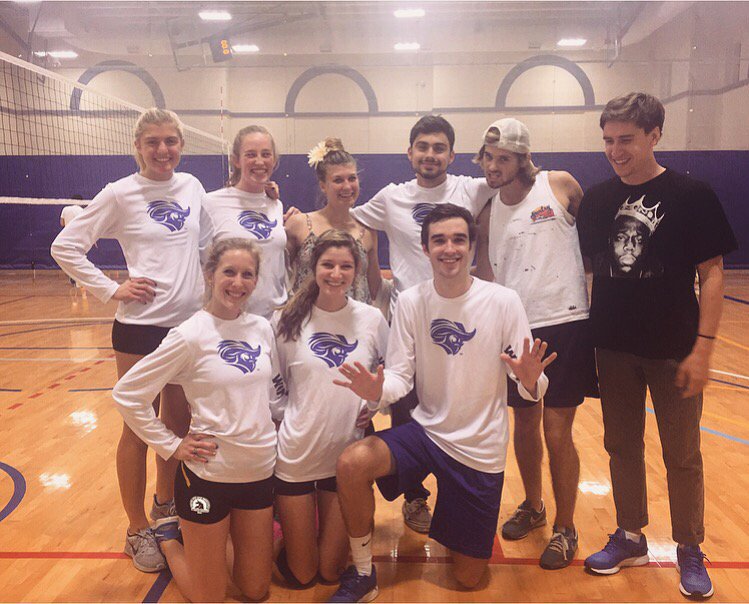 TheATeamVball's tweet photo. Great game. Great looking team. #merica #freedom #better2best #wintheA https://t.co/nzmgBNwJ8D