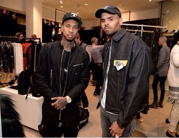 ChrisBrownPromo's tweet photo. https://t.co/TPuynUEc2k