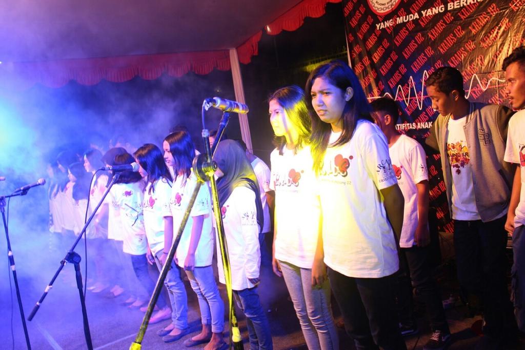 krabs02's tweet photo. Crew #kampungkrabs2015 https://t.co/NJO19lDMuL