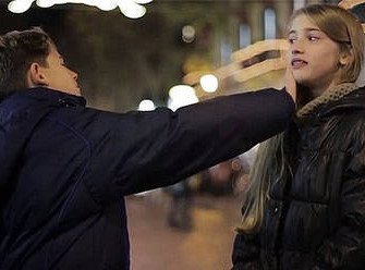 A Boy Was Asked By An Adult To Slap This Girl, But What He Did Instead Is Inspiring
twnewsjp.com/page.php?id=281