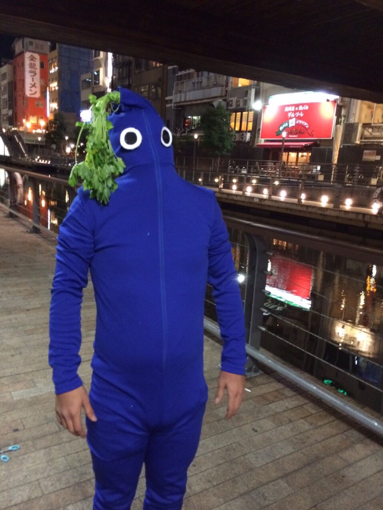 がっきー 俺の兄貴まじキチガイ 青ピクミン 仮装 ハロウィン 手になんか傷 T Co Ygqhspmx37 Twitter
