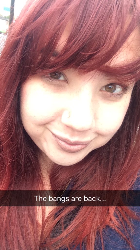 KatieeAnneee's tweet photo. The bangs are back but this foundation is too light. Ha. #bangingbangs https://t.co/gJb4YTi2sd