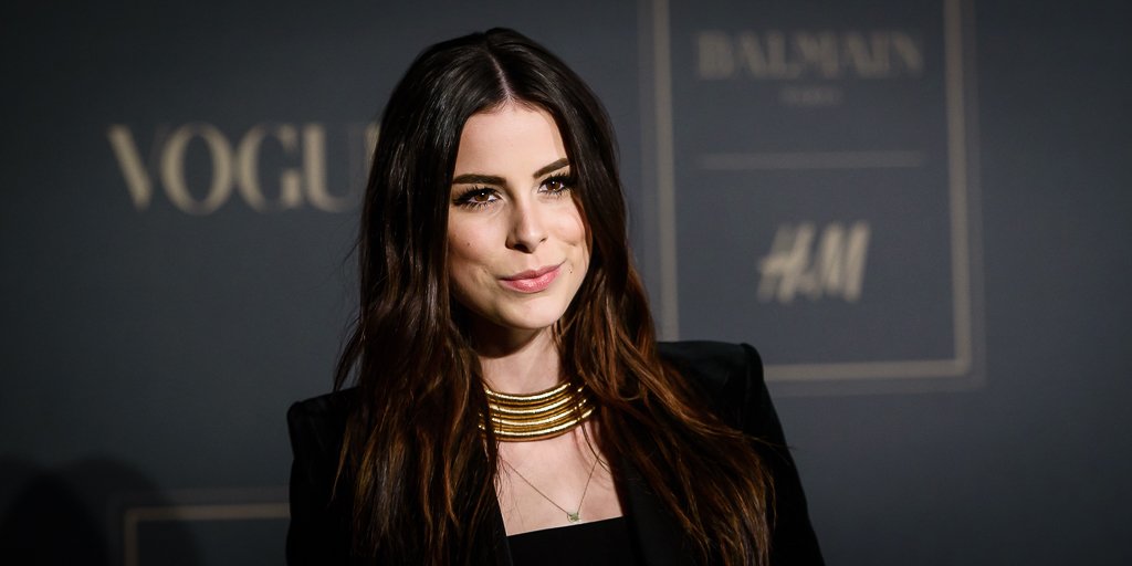 hmdeutschland's tweet photo. Pre-Launch Event #HMBALMAINATION am 4.11. in Berlin mit @MissSMeis @LenGercke @MandyCapristo @Lenas_view https://t.co/T8obXW0jXg