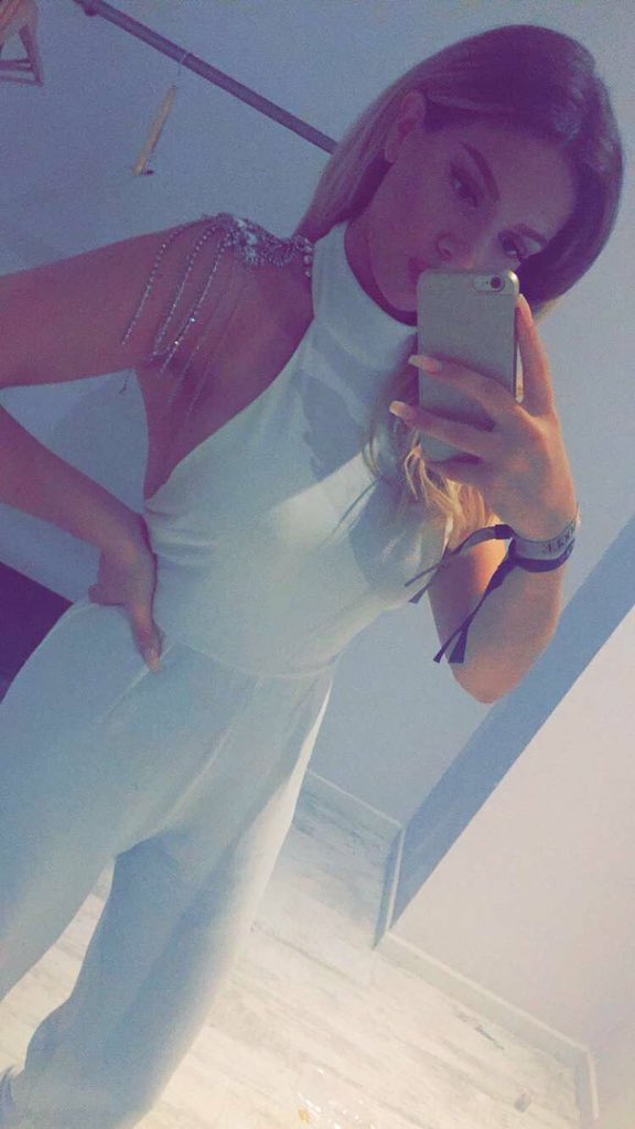 ShirinDavid's tweet photo. #OOTN https://t.co/tPUHpBIjFP