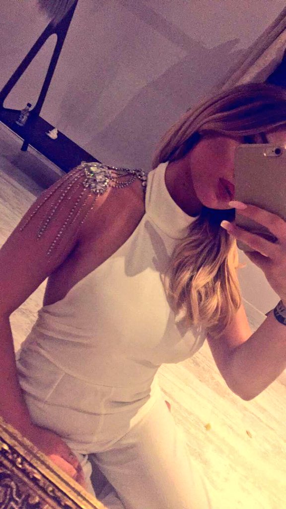 ShirinDavid's tweet photo. #OOTN https://t.co/tPUHpBIjFP