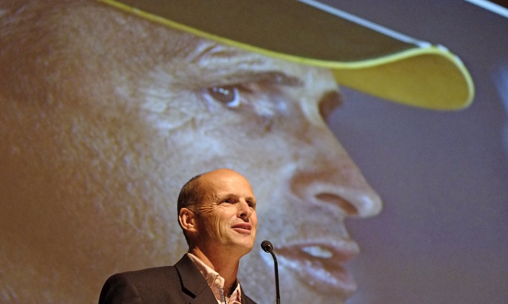 SportsValues's tweet photo. Thank you, @Gary_Kirsten, for your heartfelt address to the 2015 World Sports Values Summit #2015WSVS @SportsValues https://t.co/Q5FrDTOHai