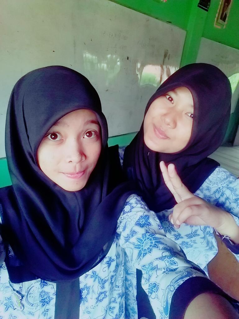 ryansembeb tweet picture