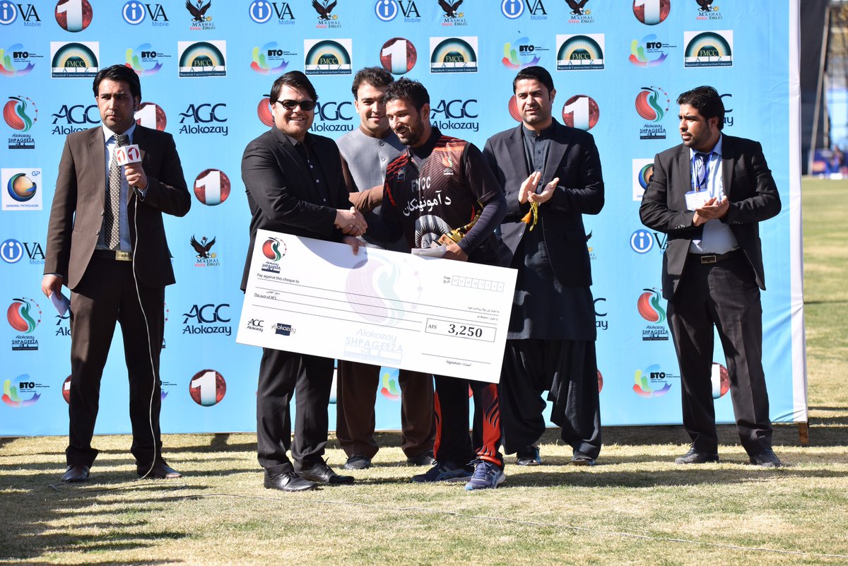 ACBofficials's tweet photo. Congratulation! Faizi Mujadedi - Amo Sharks won the match.
Javid Ahmadi most valuable player.
#SCT2014
@shpageeza https://t.co/o9FmIXbVsw