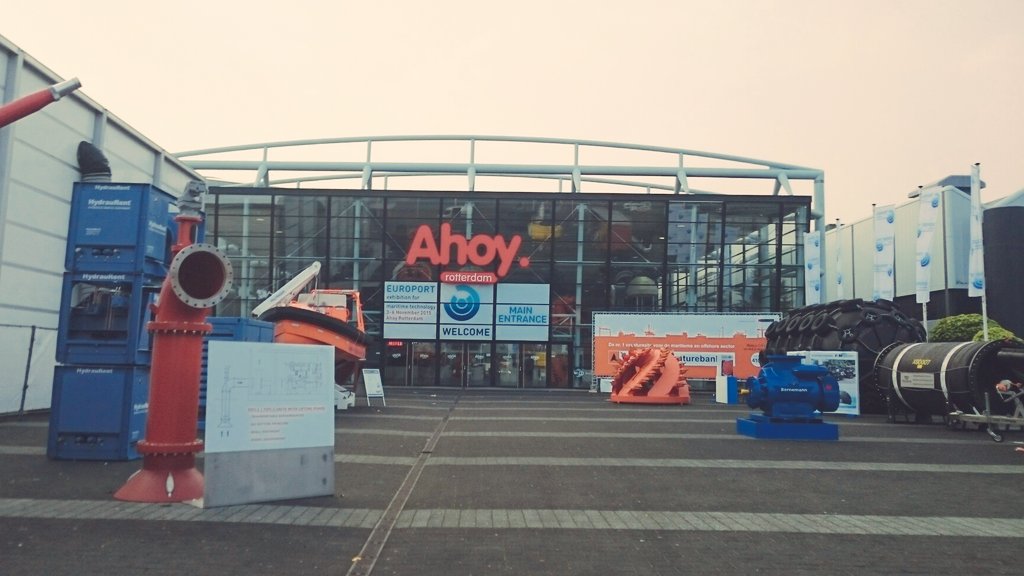 AMA_XPERTEYE's tweet photo. AMA is ready for its 3rd day at @Europort2015 #Rotterdam #maintenancetool #innovation @googleglass https://t.co/BWlxsljhGy