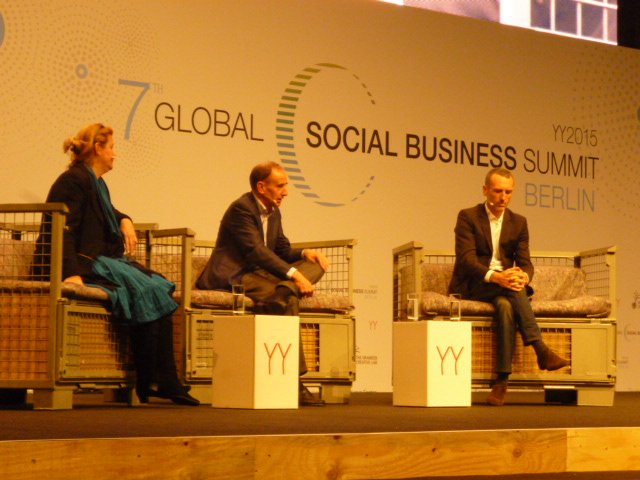 ConstanceTabac's tweet photo. #GSBS2015 on #empathy #neuroscience & #SocialBusiness:#TaniaSinger & #EmmanuelFaber's opening talk @comparticipativ https://t.co/yDhh9nhNHB