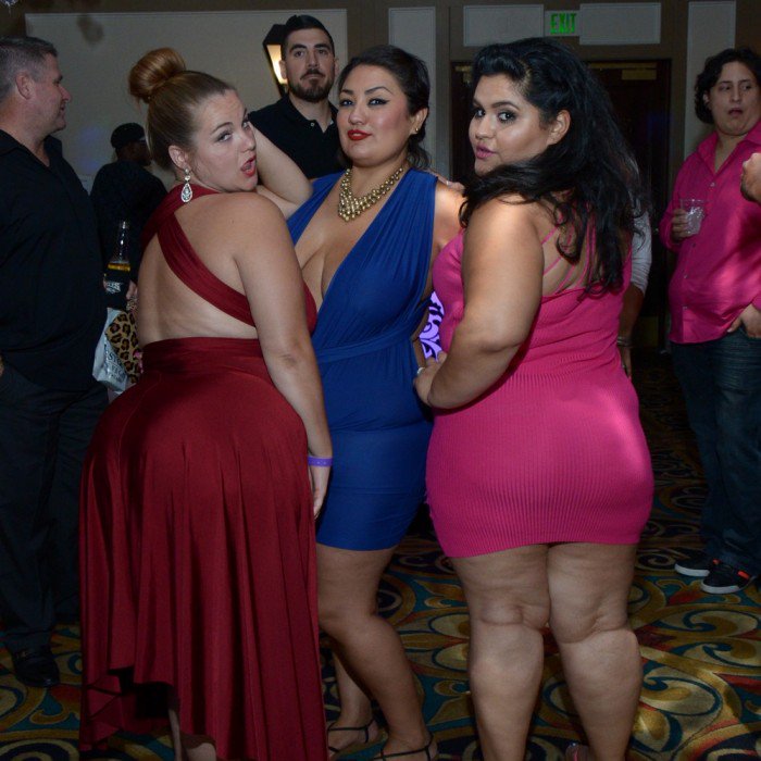 BBWCON's tweet photo. Our ladies looking sexy at @BiggieAwards #BBWCON2015 https://t.co/sUjx3gE4rX