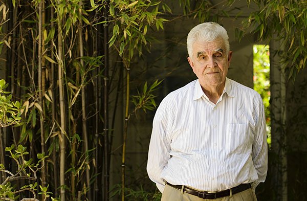 “La gente è contro la mia teoria perché è allo stesso tempo d’avanguardia e cristiana”
René Girard, in memoriam.
