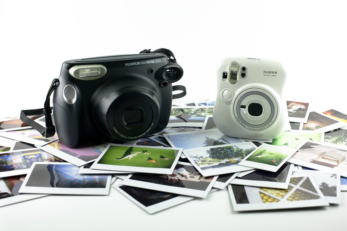 Fujifilm_India's tweet photo. Wide or Mini .. instax Pictures are always fun #instaxfun https://t.co/LFQLlm5uSu
