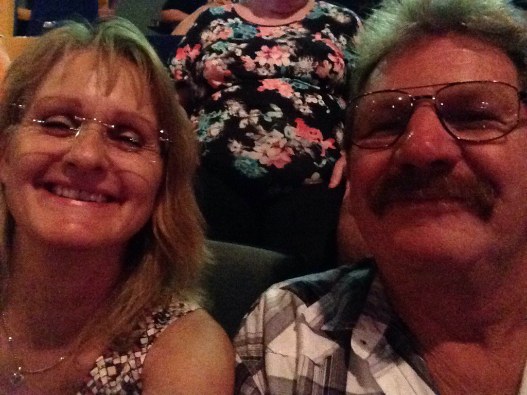 startitheather's tweet image. Phil and Heather from Cairns. The diamond rocks 💍💎💎💎💎TweetCaroline.
