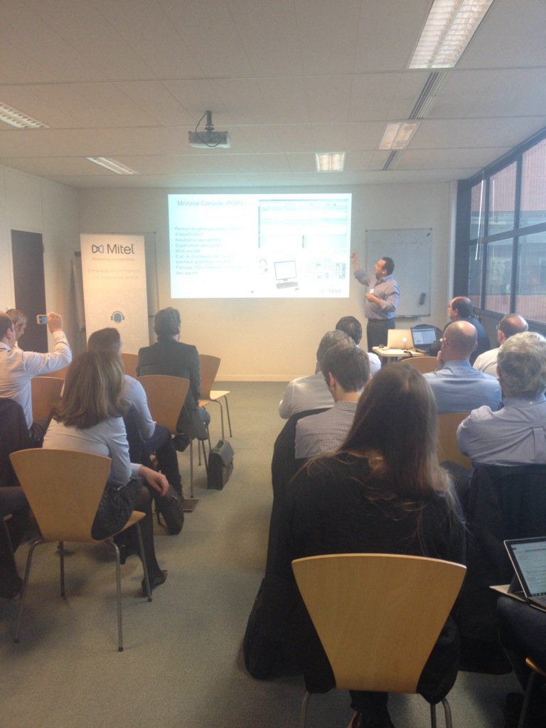CihemYahia's tweet photo. #MGCE Merci à tous les partenaires présents #matinée commerciale #Mitel # MiVoice Business @ytrouilleux @MGCE_IT https://t.co/5H7UziGB9E