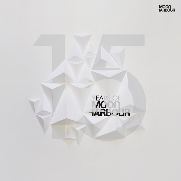 <a href="/MattTanzmann/">Matthias Tanzmann</a> - Blue Laces

bit.ly/15MoonHarbour_…
bit.ly/15MoonHarbour_…

youtube.com/watch?v=Puv4rC…