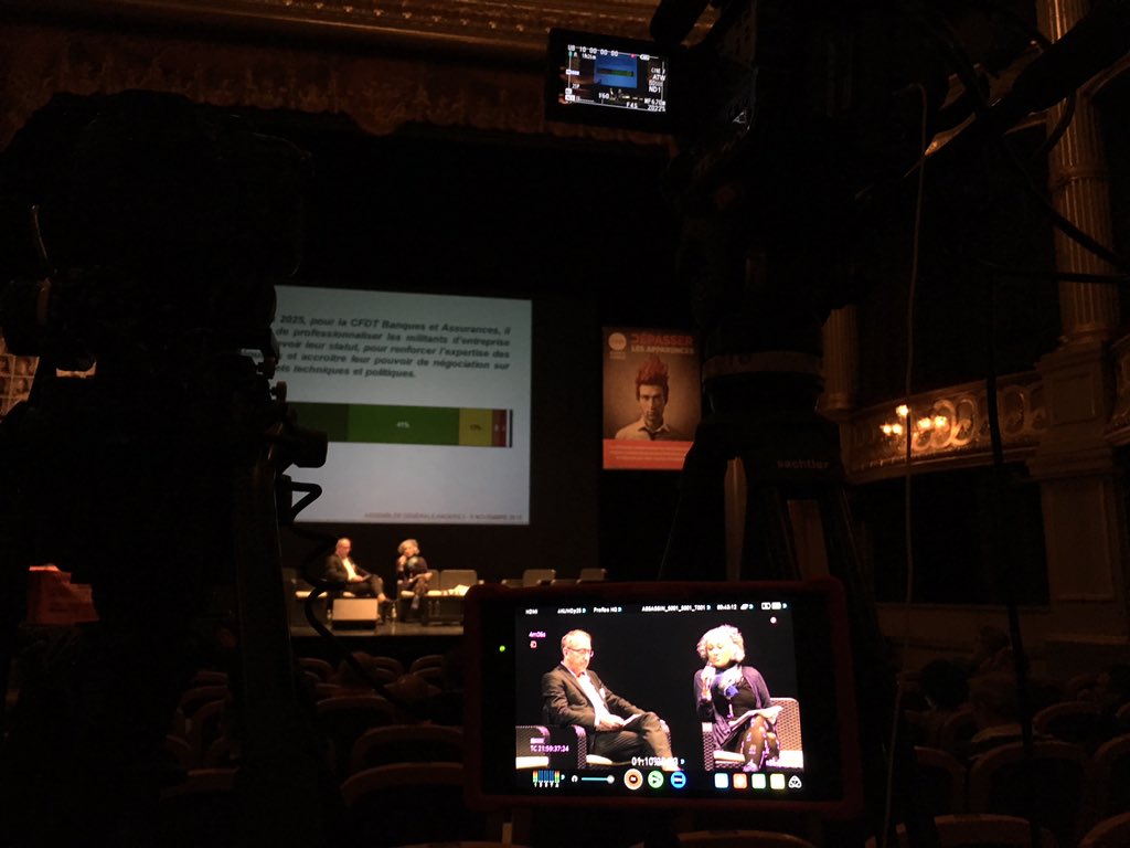 toutetbo's tweet photo. Captation bi-cam au théâtre d'Angers pour l'assemblée générale de la CFDT Banques &amp; Assurances https://t.co/3SLbHWm32u