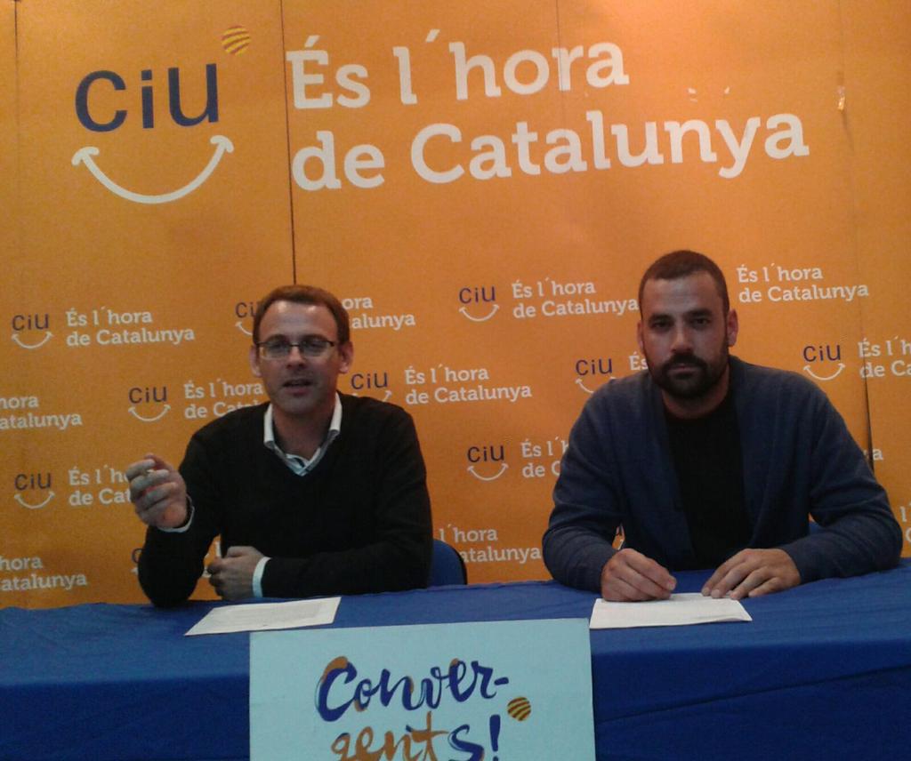 monmocsi's tweet photo. @CDCMONTCADA fent balanç del nou govern i les seves polítiques que viuen de un passat que abans tant criticaven https://t.co/bUbmj0QYF9