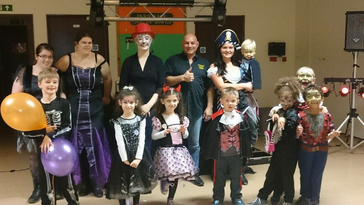 HertsEssexObs's tweet photo. Kids #Halloween party in #Stortford raises £500 for @ARCcharity https://t.co/6giE0KHKie https://t.co/f0PTV3kTX8