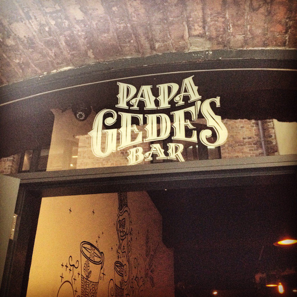 RemoteWriters's tweet photo. Nice glass of #wine and great company at #papagedesbar #sydney https://t.co/TeddITL1Yl