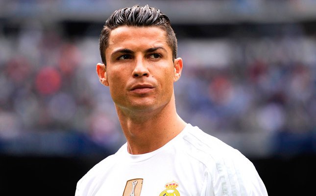 GQSpain's tweet photo. 10 claves para entender el desencanto que se vive en el Real Madrid https://t.co/mmeDb2MDlV Por @javazca https://t.co/TMFVfwCl4I