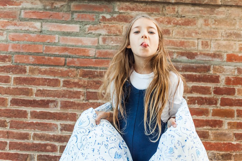 VogueSpain's tweet photo. En el mundo de @bandidekids las camas perfectas son aquellas que están deshechas https://t.co/CUBnijqxDW https://t.co/JlGVsCGRhN