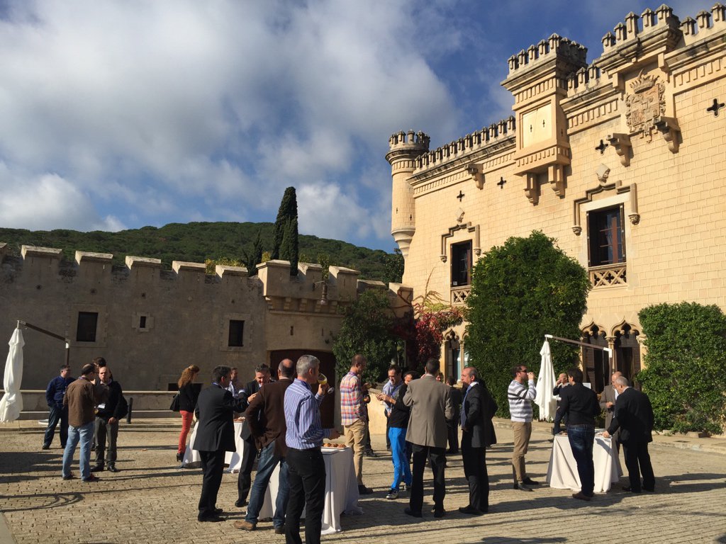 Snow? Fog? Cold? Not here at Jornada Monitorizacion #j5n_monitorizacion <a href="/Solucions_im/">Solucions-im</a> <a href="/op5ab/">OP5</a>