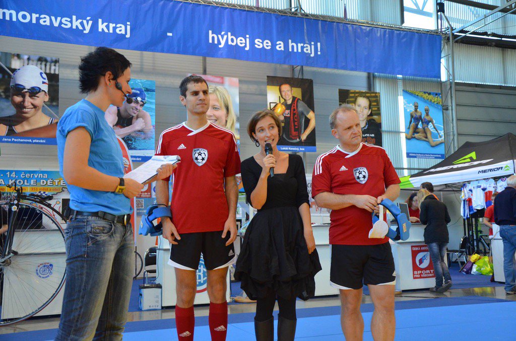 AvoyMUBrno's tweet photo. Chcete videt futsal pro nevidome a vyzkouset si strelbu poslepu? Patek a sobota, BVV Brno, Sportlife, pavilon V. https://t.co/Qjss0TQxRl