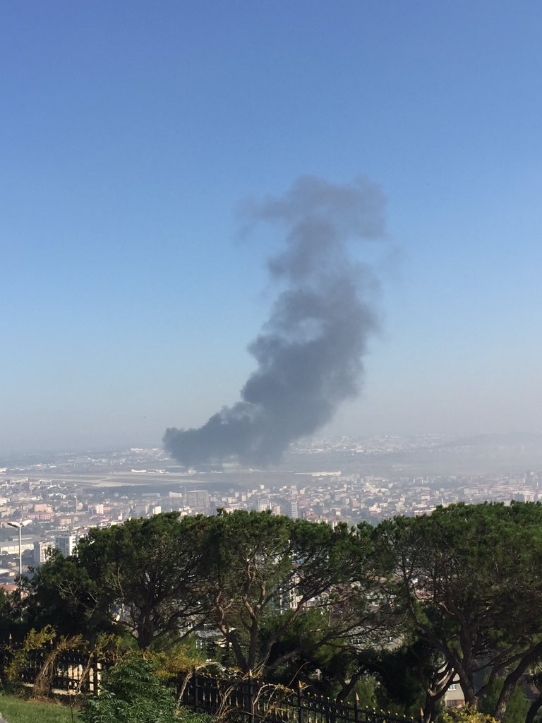 istanbul life tweet media