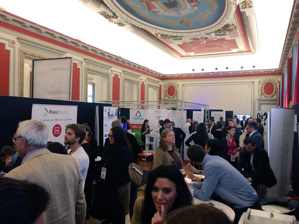 ThomParamelle's tweet photo. Du monde présent pour le #DEVCOM https://t.co/yJkF3rfn5E