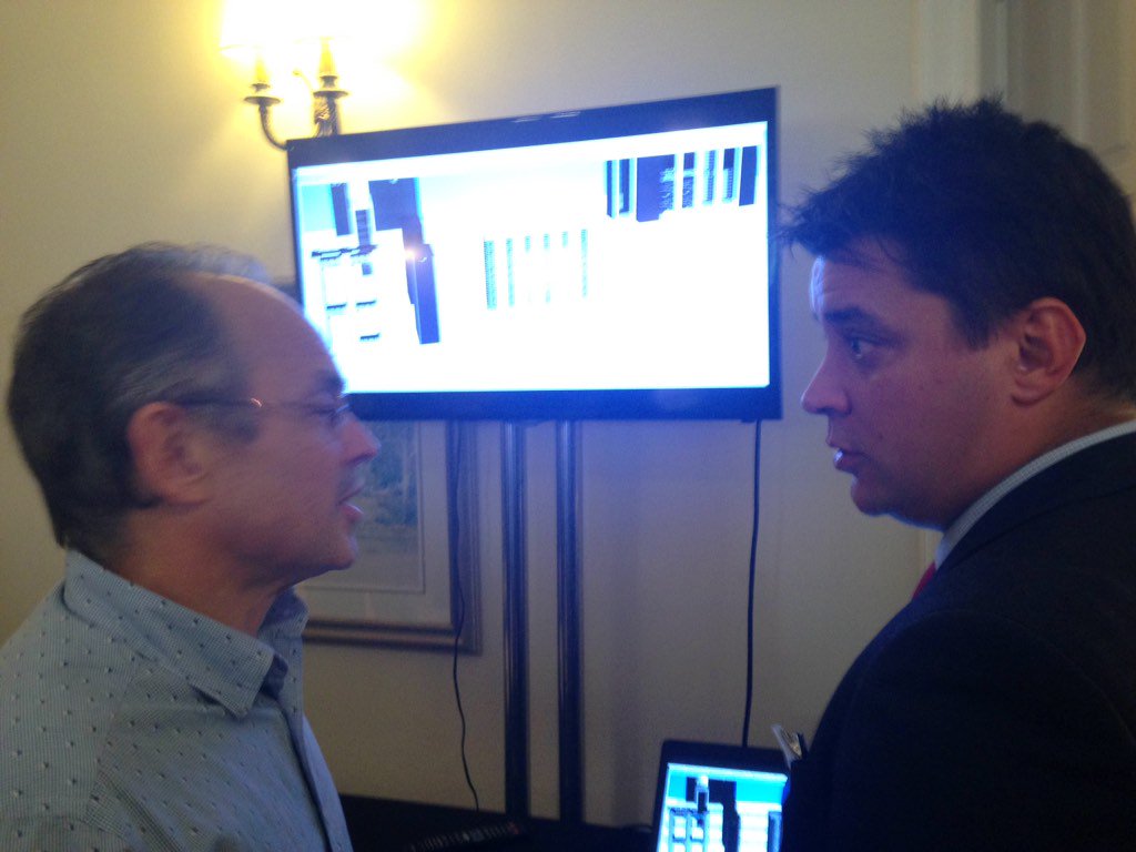 palcazarv's tweet photo. Hora del coffee break con #iTRACS @BjumperSolution #commscopeforo2015 https://t.co/f8MlBNYPkc