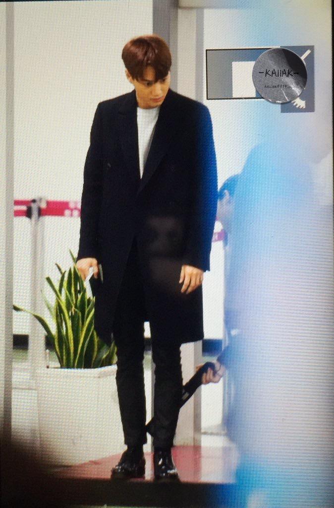 엑소 카이 머리 자른 오늘 공항사진 | 인스티즈