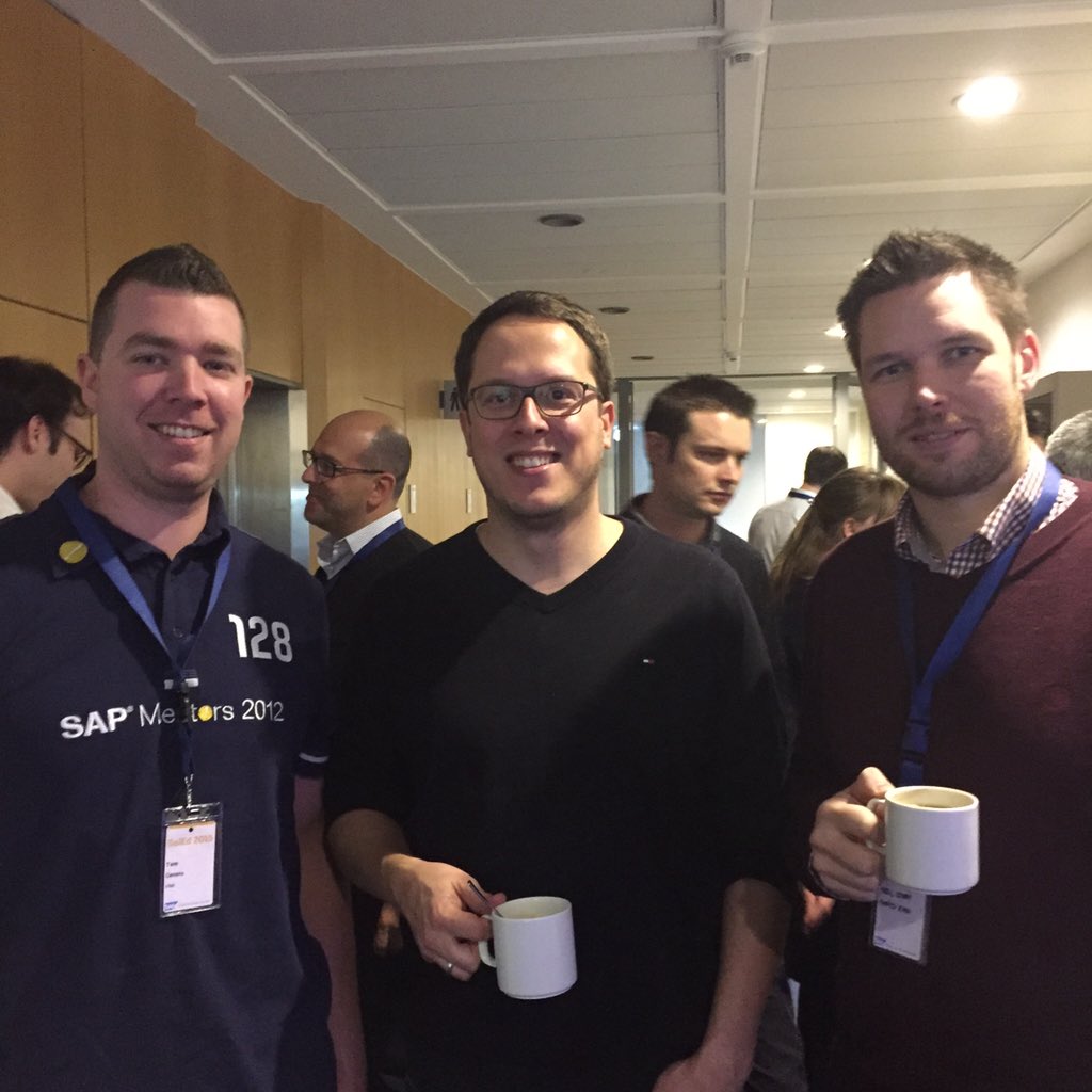WeissJorge's tweet photo. Coffee Break at #sapsoled2015 @BenSchneiderSAP @tomcenens @NeilStart https://t.co/13aptOWobX