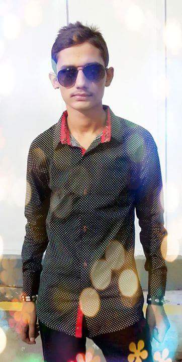 IbrahimRaja's tweet photo. Which 1 is best https://t.co/zXmOE1VQsi