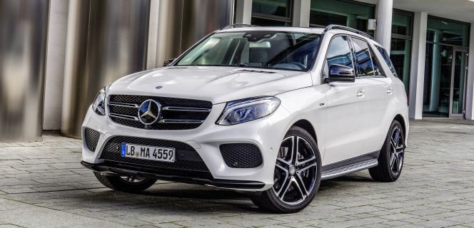 cochessm's tweet photo. "Mercedes Benz lidera hasta septiembre las ventas premium" vía @CincoDiascom  https://t.co/No8srRrcON https://t.co/bged6K6iXH
