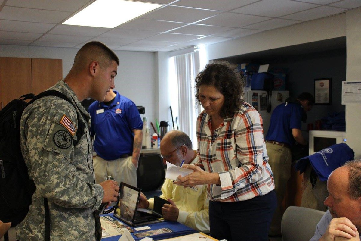 UF Collegiate Veterans Success Center (@uf_cvsc) on Twitter photo <a href="/UF/">FLORIDA</a> has <a href="/UF_CVSC/">UF Collegiate Veterans Success Center</a>, Veteran Services, <a href="/GatorVets/">UF Student Veterans</a> & Vet Success Program to serve student veterans. #MilitaryFriendly <a href="/UF/">FLORIDA</a> has <a href="/UF_CVSC/">UF Collegiate Veterans Success Center</a>, Veteran Services, <a href="/GatorVets/">UF Student Veterans</a> & Vet Success Program to serve student veterans. #MilitaryFriendly