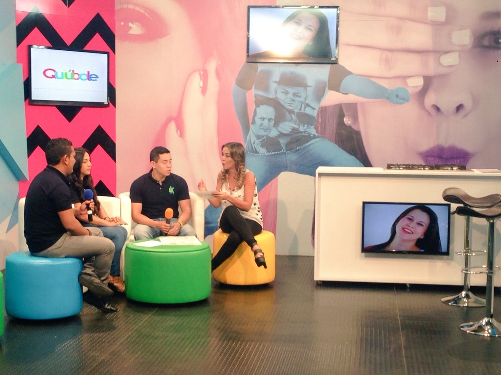Congreso2015UK's tweet photo. Gracias @quiubole33 por el espacio en el programa y permitirnos transmitir más conocimiento #UnleashYourKnowledge https://t.co/6BB1Gy7uXV
