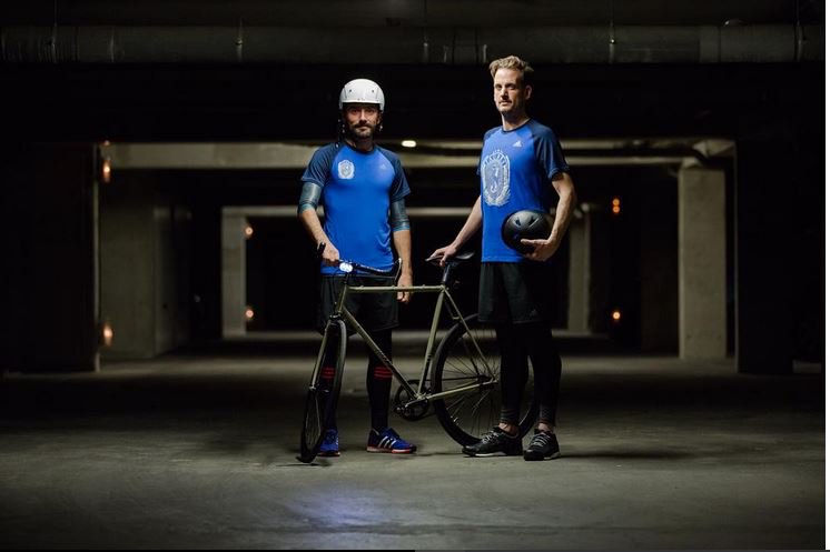 ParisBikeRun's tweet photo. Les résultats du concours photo #ParisBikeRun sont en ligne, bravo à tous ! https://t.co/5hGQOKT8Qj https://t.co/pT4vW5hMIC