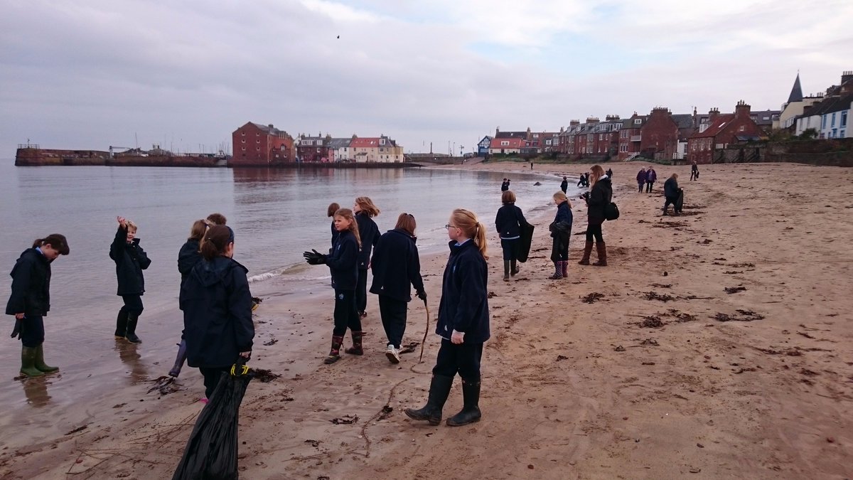 Watch out North Berwick here comes Belhaven School! @surfersagainstsewage #ABCS15 #ProjectOcean <a href="/TheCrownEstate/">The Crown Estate</a>