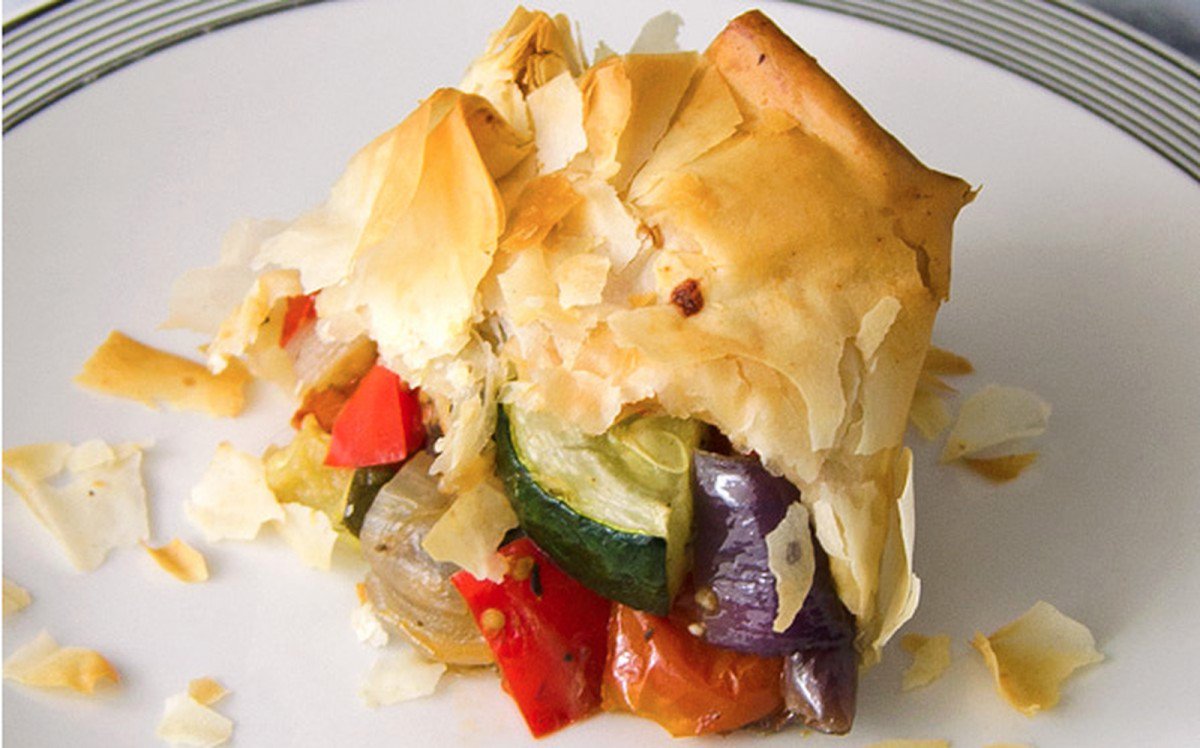 OneGreenPlanet's tweet photo. Roasted Vegetable Phyllo Bundles by @NomingthruLife https://t.co/8CDkEfm1iq https://t.co/zHNRqhwVJs