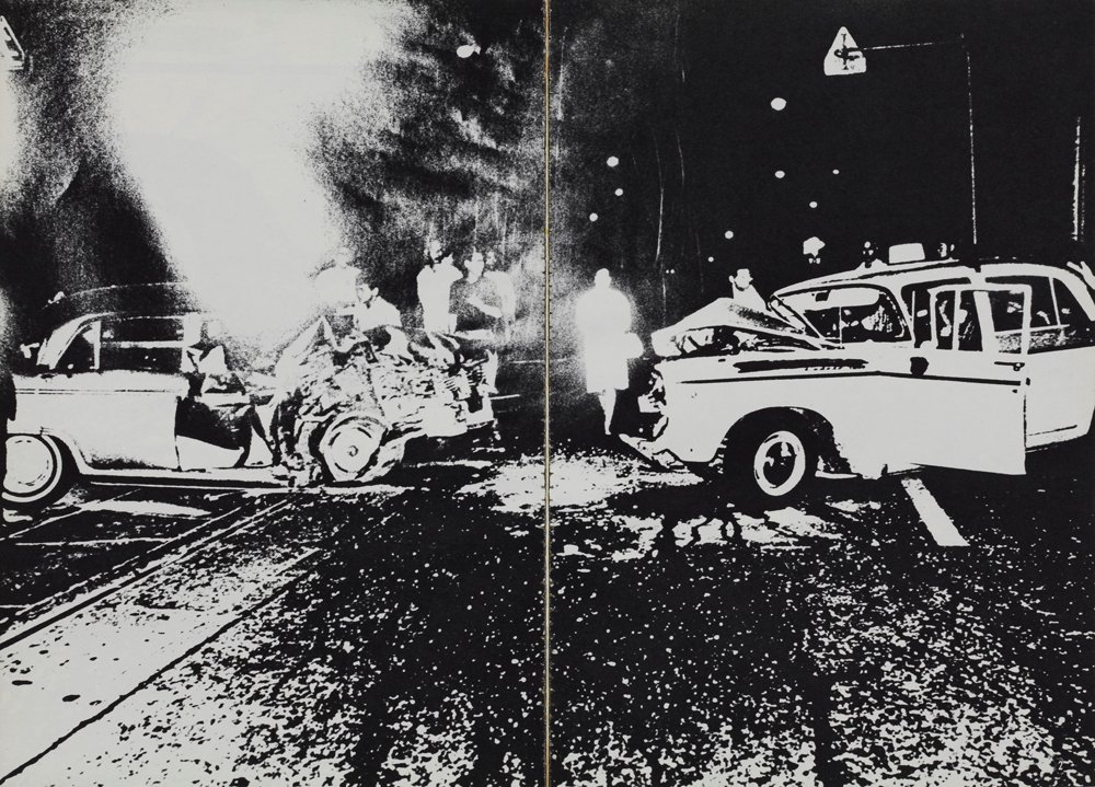 japansociety's tweet image. 11/8 Critic Vicki Goldberg brings #ImageInFocus like this ghostly Moriyama! #ForANewWorld japansociety.org/event/image-in…