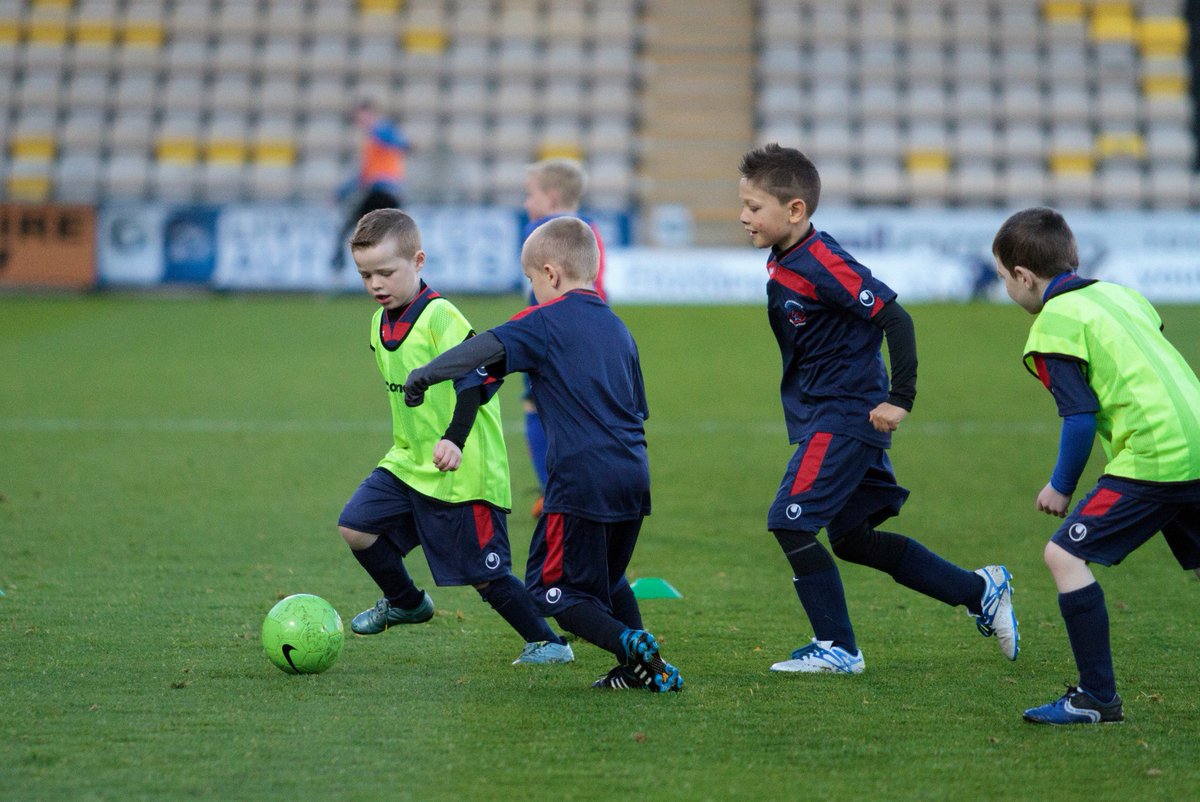 Thanks to Murieston United Community FC 2007 Reds and Blues who entertained all our fans at half time.