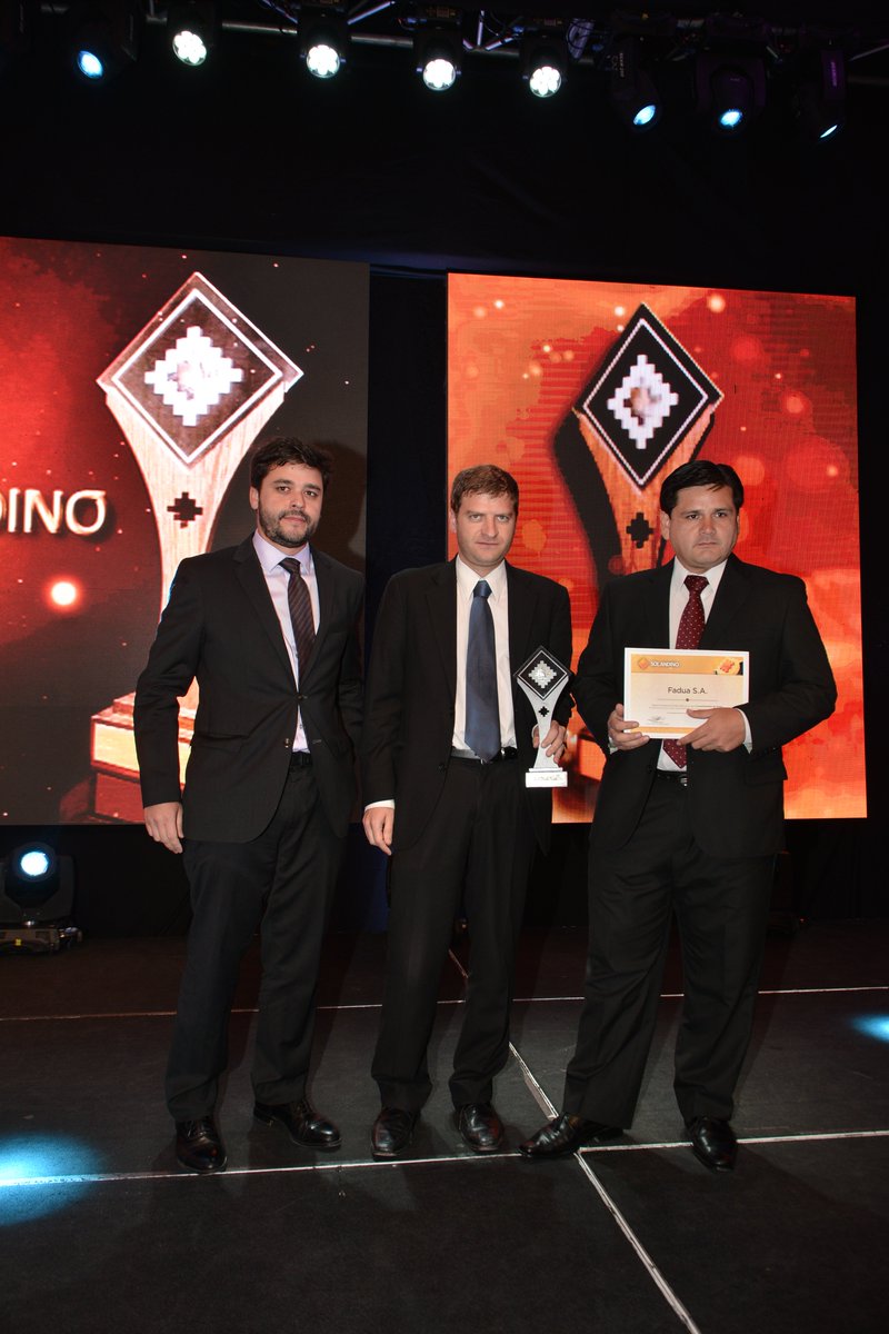 FaduaSA's tweet photo. Galardonados 2015 - Premios Sol Andino #Faduafiat #SeguimosCreciendo #BuenJueves https://t.co/4b0uS0uMuY