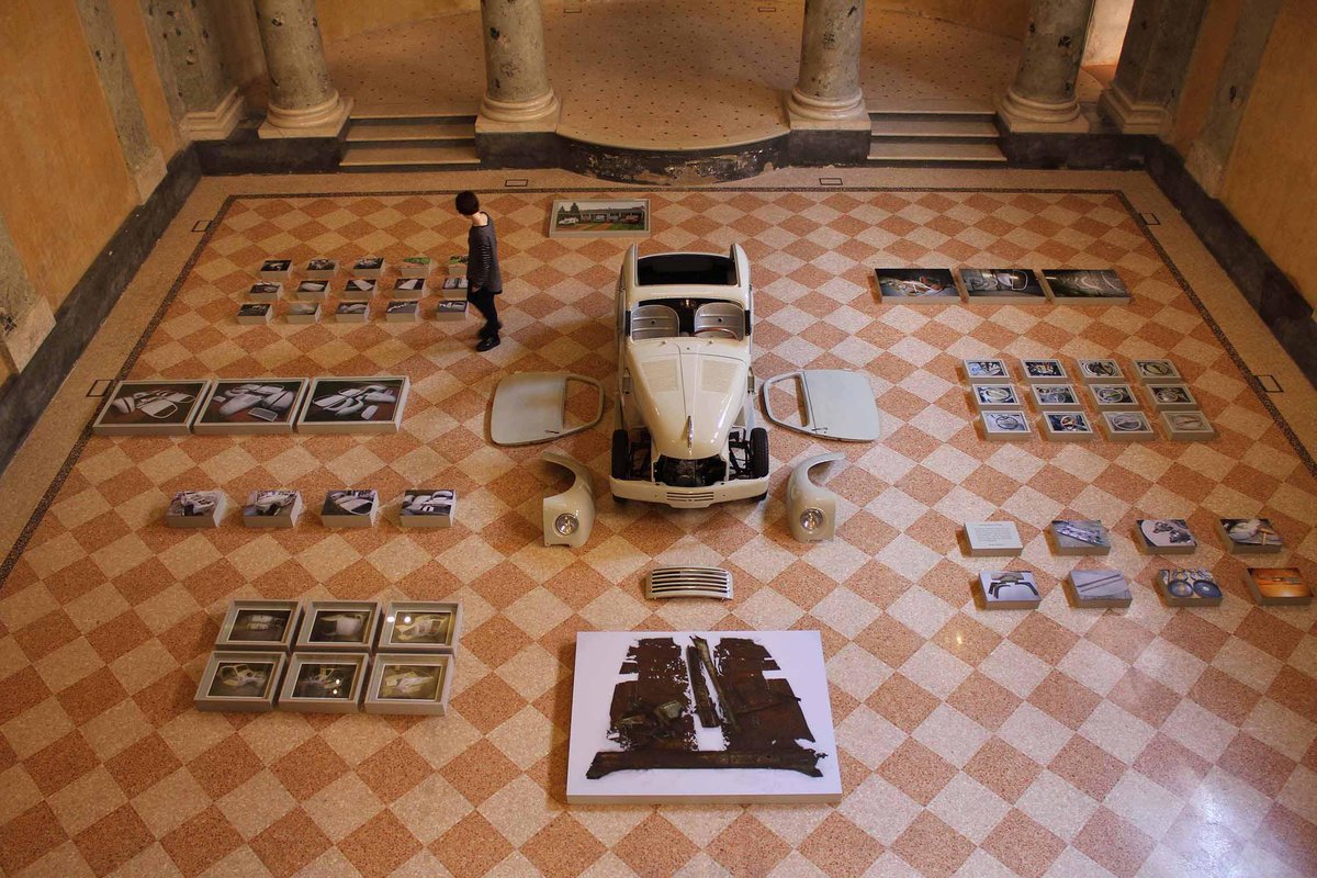FotoEuropea's tweet photo. #ErikKessels finalista del Deutsche BΓΆrse photography prize con #UnfinishedFather in mostra a #FE2015 #veryproud https://t.co/EXDnc51pXv