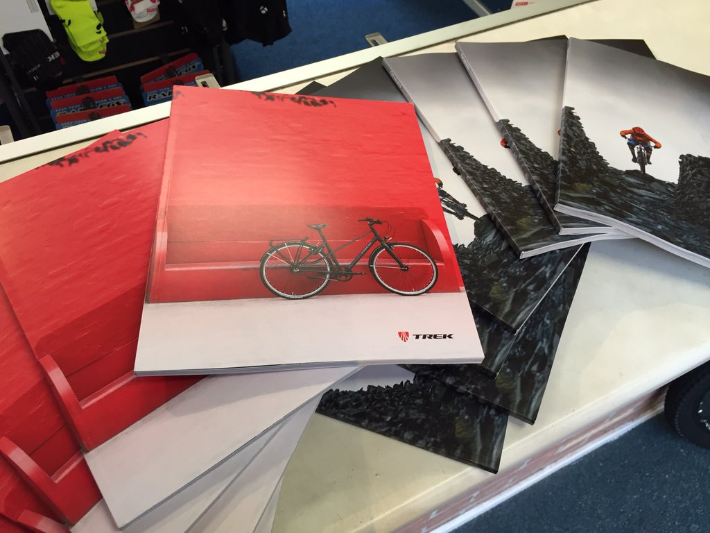 Topbikes's tweet photo. De Trek 2016 folders zijn weer in de showroom! https://t.co/ZLeqJAsDKi #trek #trekworld #bikes #cycling https://t.co/xxLLhK4AYF